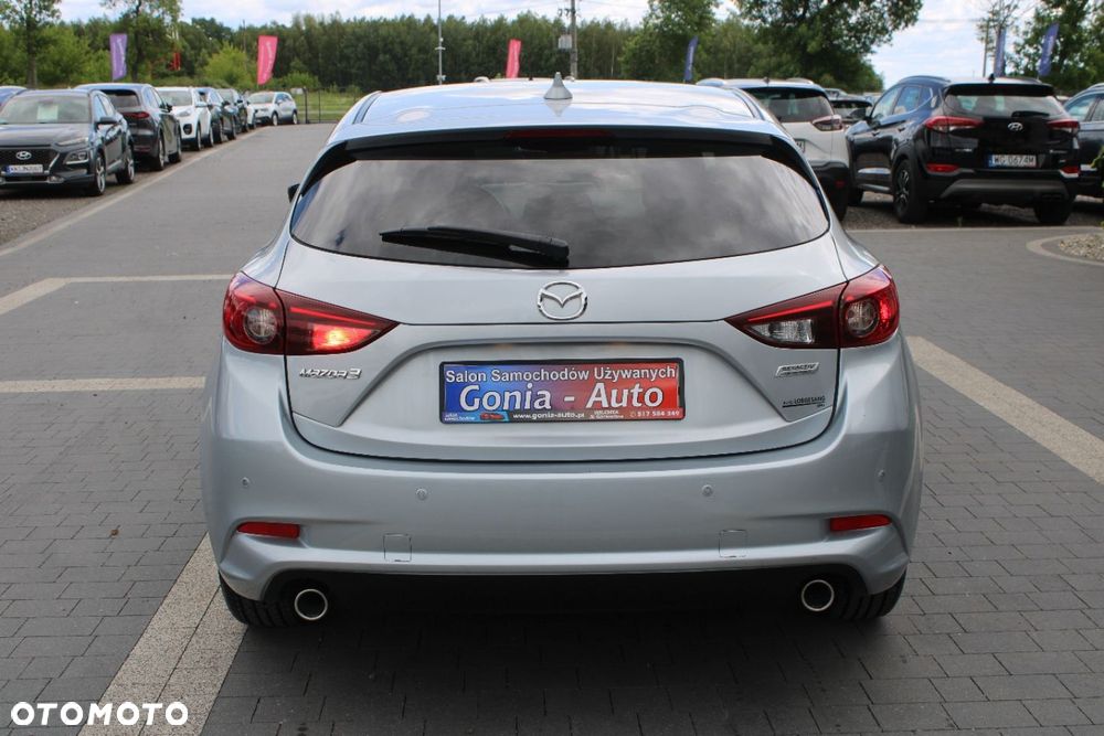 Mazda 3 - 5