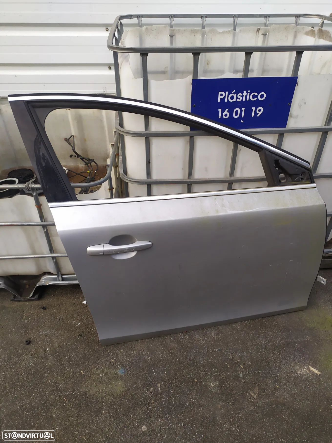 PORTA FRENTE DIREITA VOLVO V40 - 1