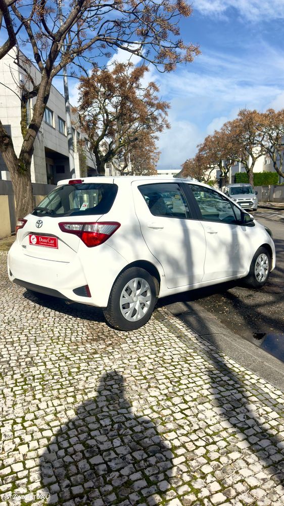Toyota Yaris 1.0 VVT-i Y20 Club - 4