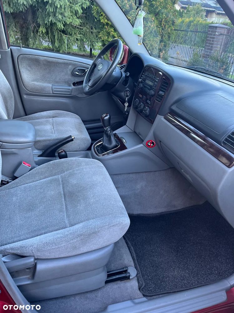 Suzuki Grand Vitara 2.7 V6 - 5