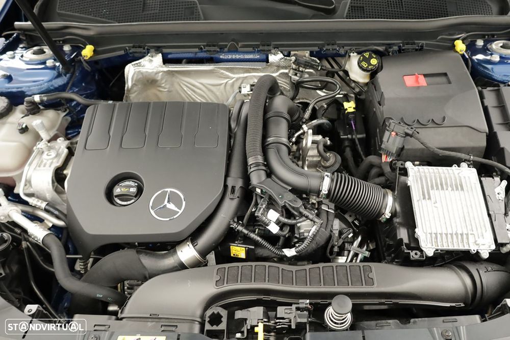 Mercedes-Benz A 200 Standard - 25