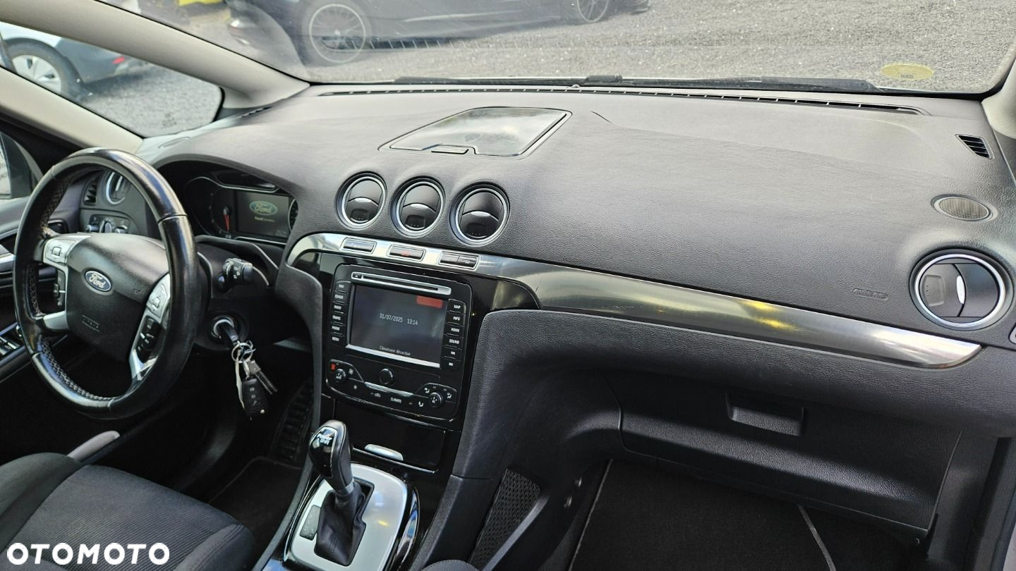 Ford S-Max - 18