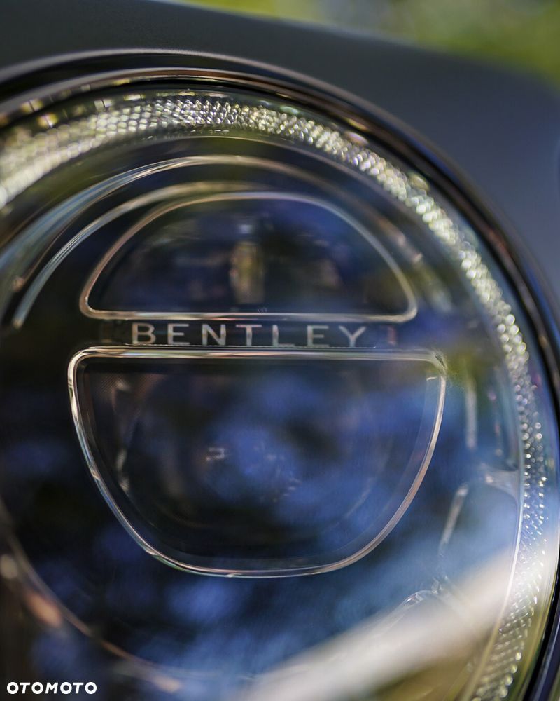 Bentley Bentayga W12 Mulliner - 8