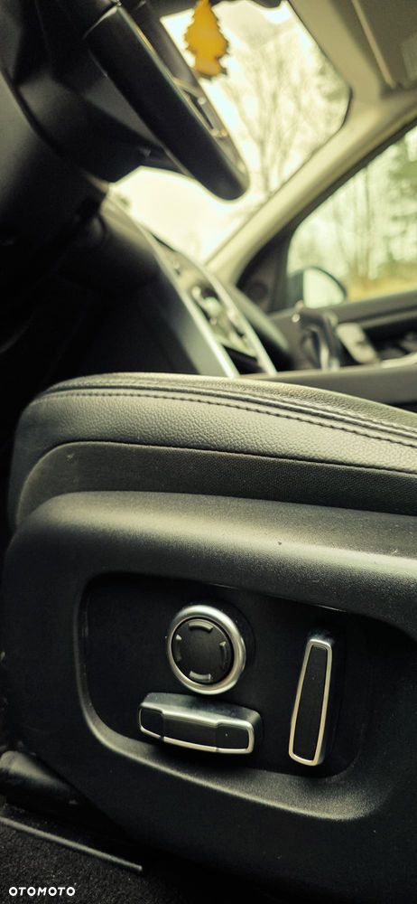 Land Rover Discovery Sport P250 R-Dynamic - 22