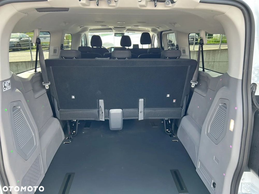 Volkswagen Caravelle 2.0 TDI L2 - 20