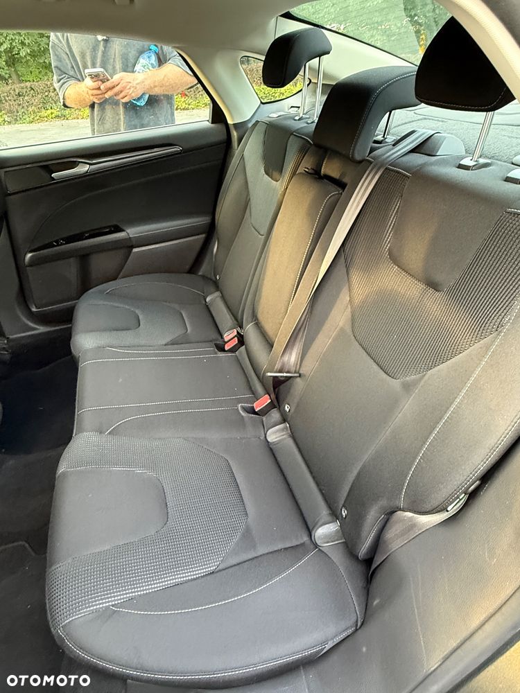 Ford Mondeo 2.0 Hybrid Titanium - 10