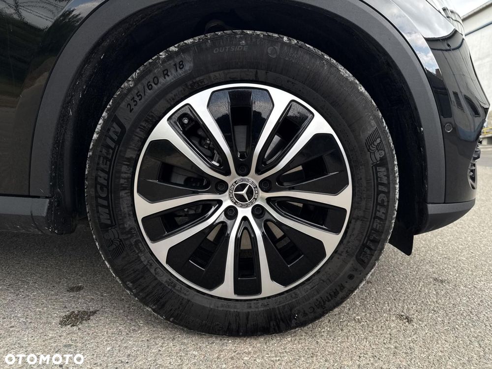 Mercedes-Benz GLC - 21