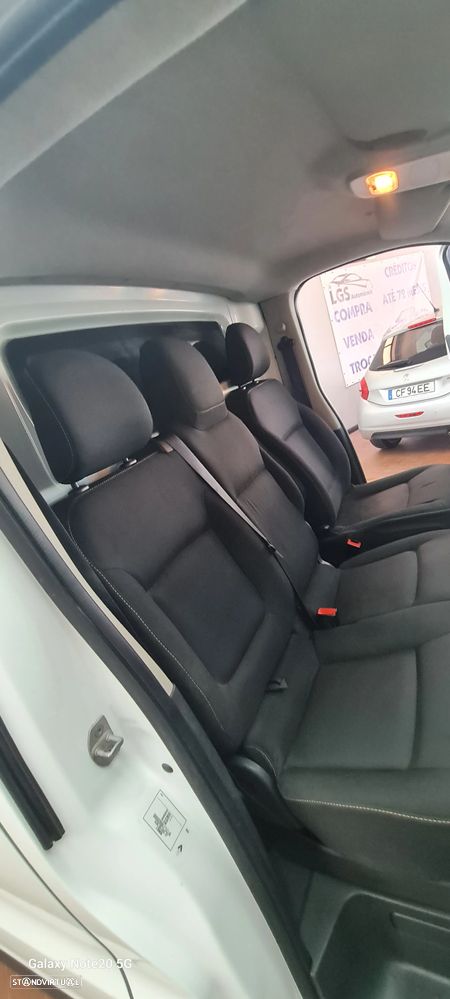 Renault Trafic 1.6dci 120 L2 - 26