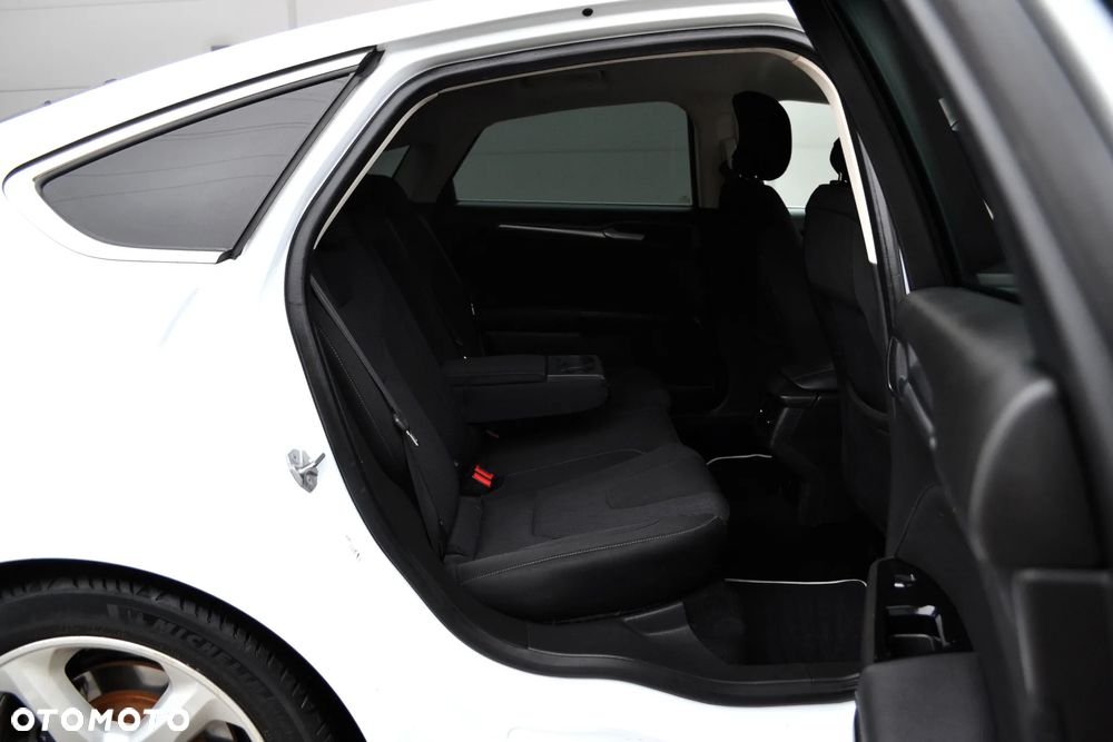 Ford Mondeo 2.0 TDCi STart-Stopp ST-Line - 12