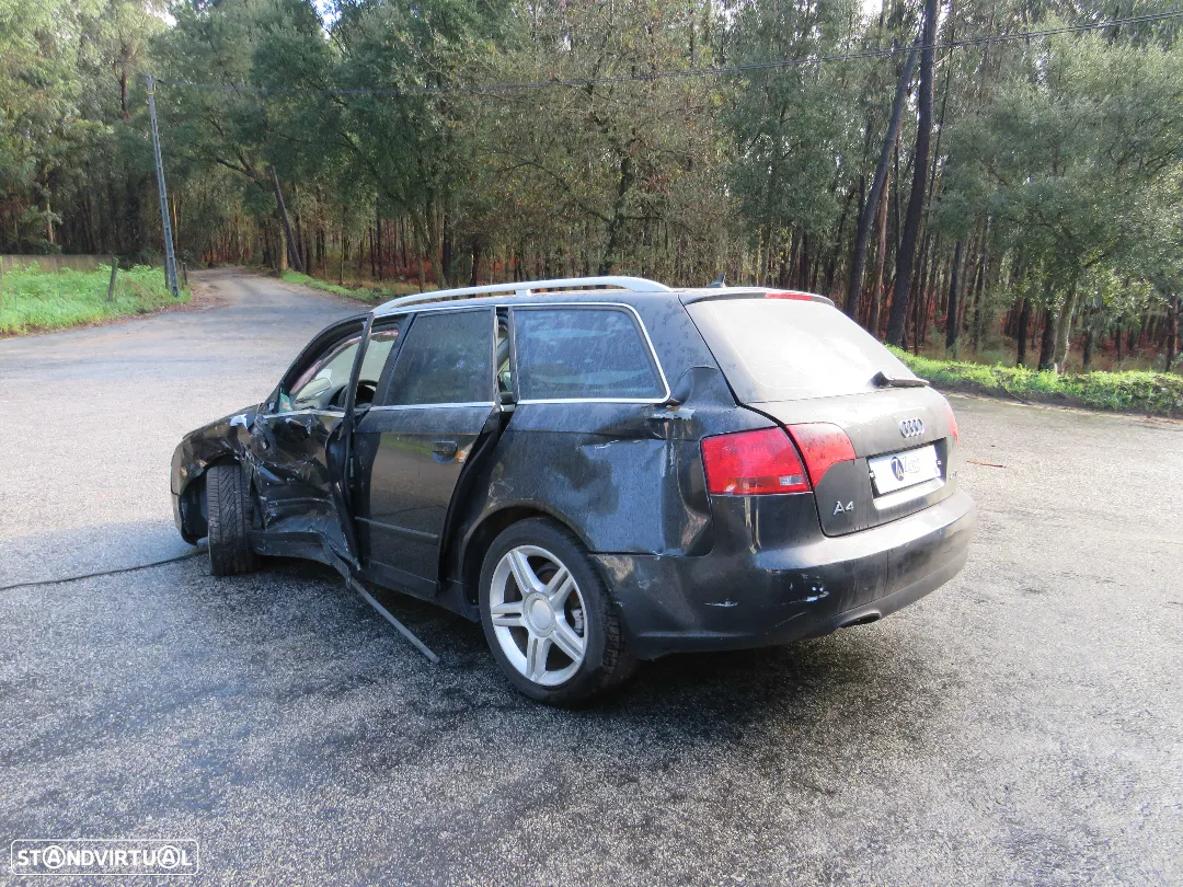 Audi A4 2.0 TDI (140cv) de 2005 - Peças Usadas (8106) - 5
