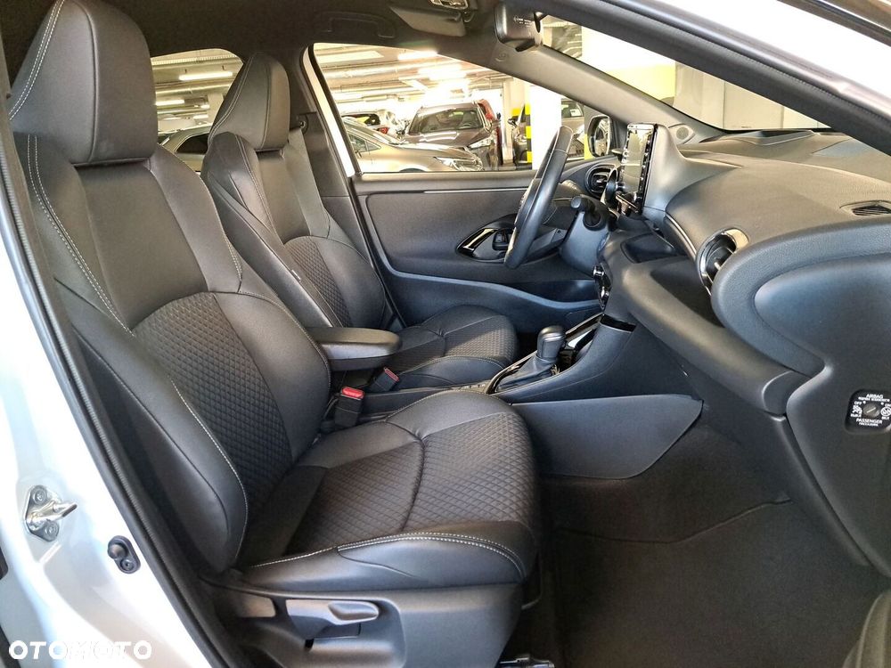 Toyota Yaris Hybrid 1.5 Executive - 16