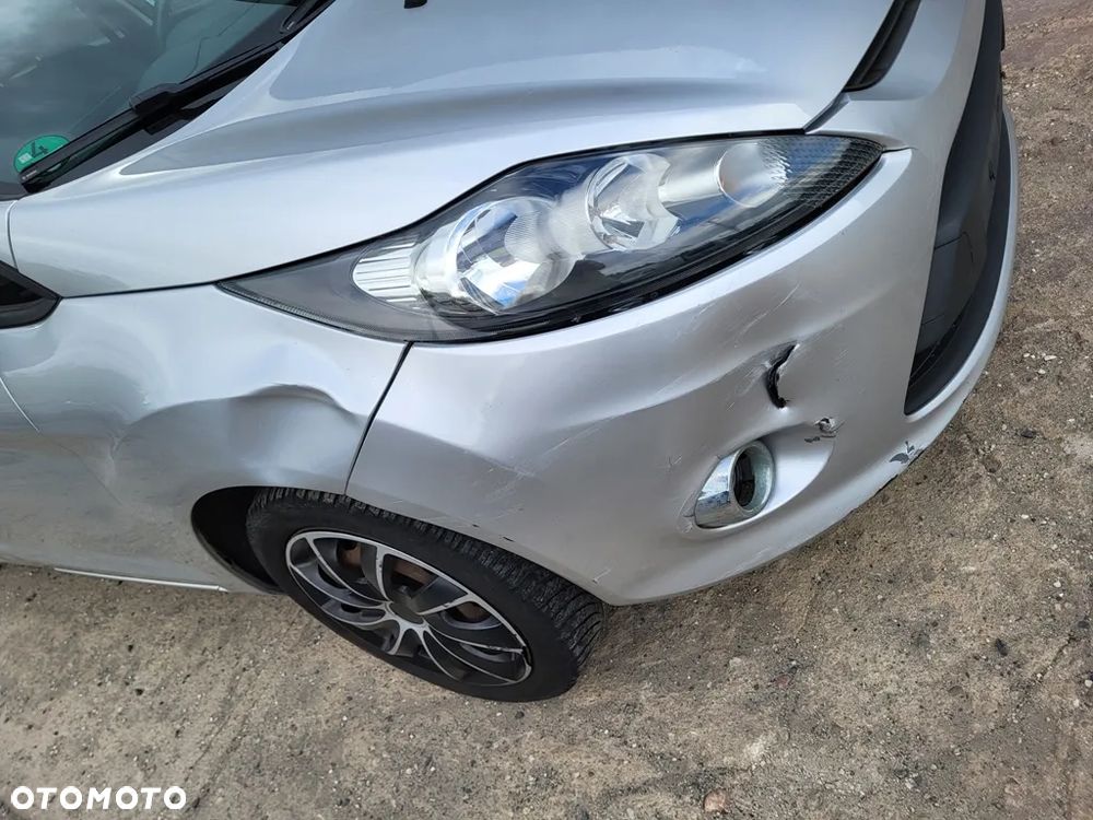 Ford Focus 1.6 Ambiente EU5 - 18