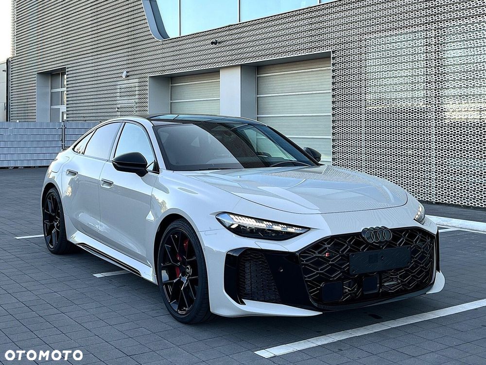 Audi RS5 Limousine - 3