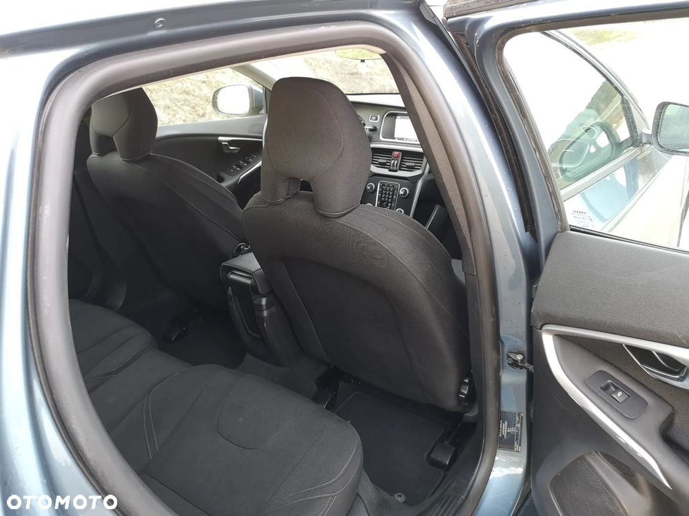 Volvo V40 D2 Ocean Race - 35