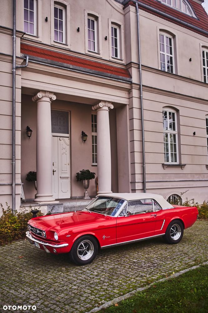 Ford Mustang - 2