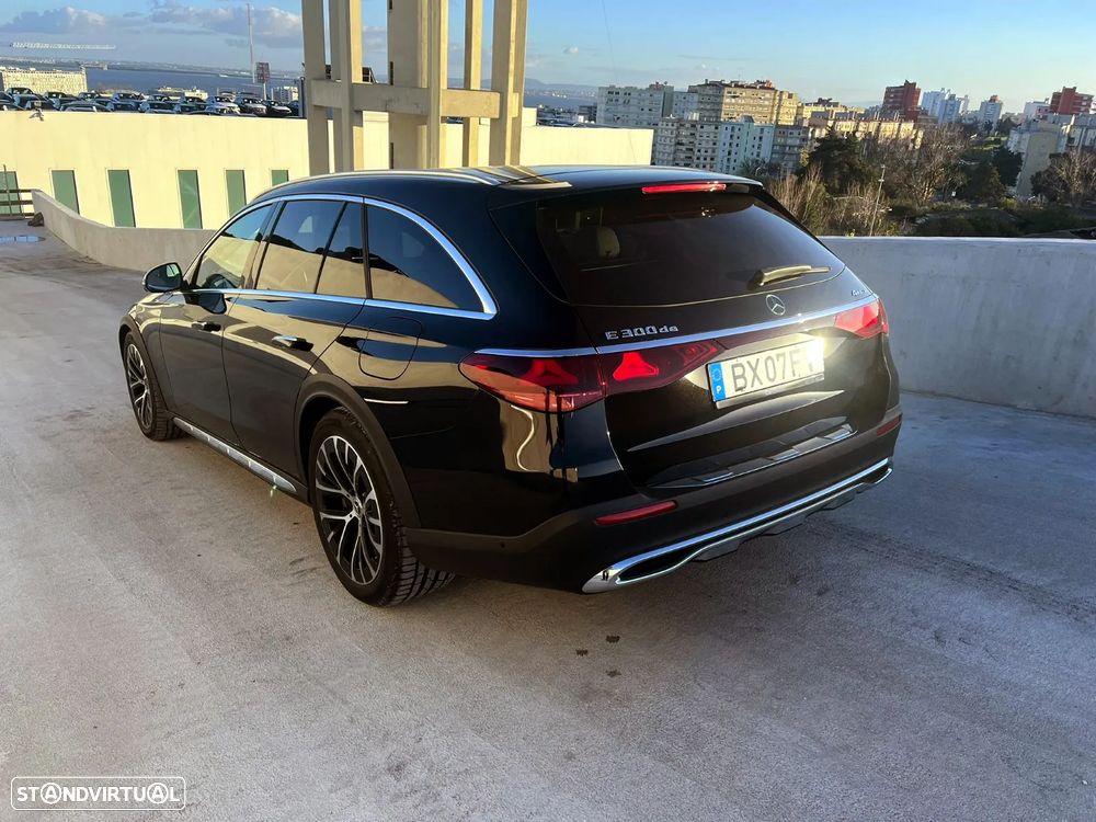 Mercedes-Benz E 300 de 4Matic All-Terrain - 9