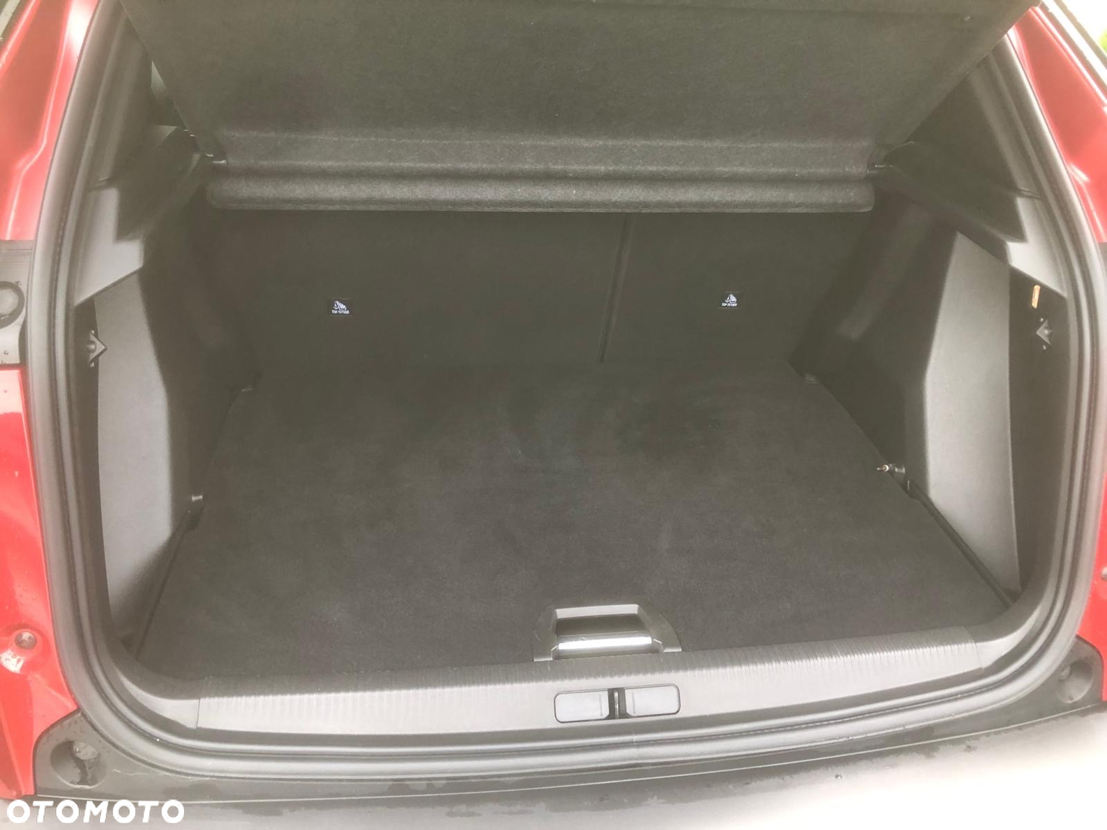 Peugeot 2008 PureTech 130 Allure S&S EAT8 - 9