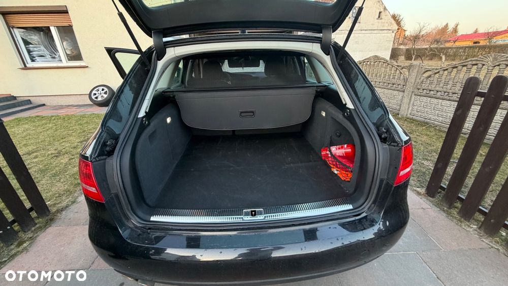 Audi A4 Avant 2.0 TDI DPF Ambiente - 18