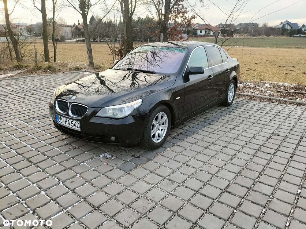 BMW Seria 5 525d - 2