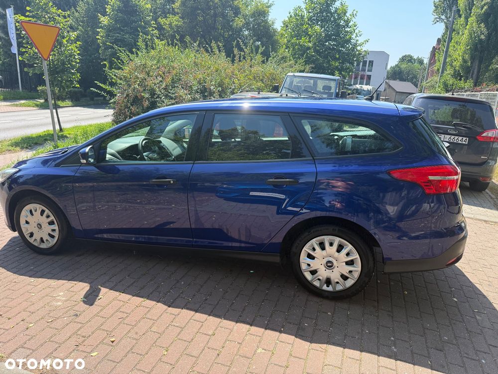Ford Focus - 8