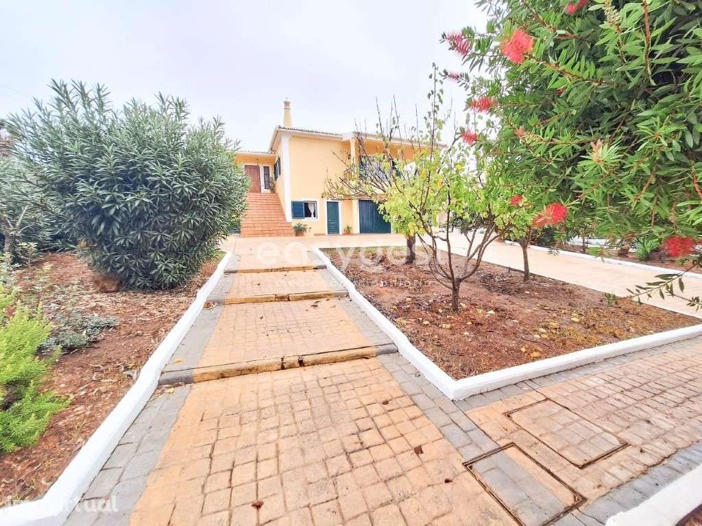 Fantástica Moradia T3 + Apartamento T2 com piscina com 1.250 m2 - Grande imagem: 3/23