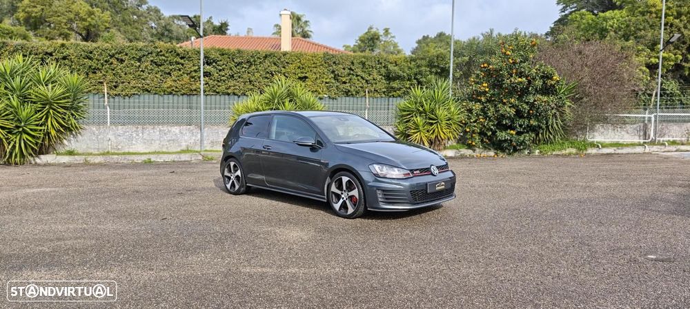 VW Golf 2.0 TSi GTi - 21