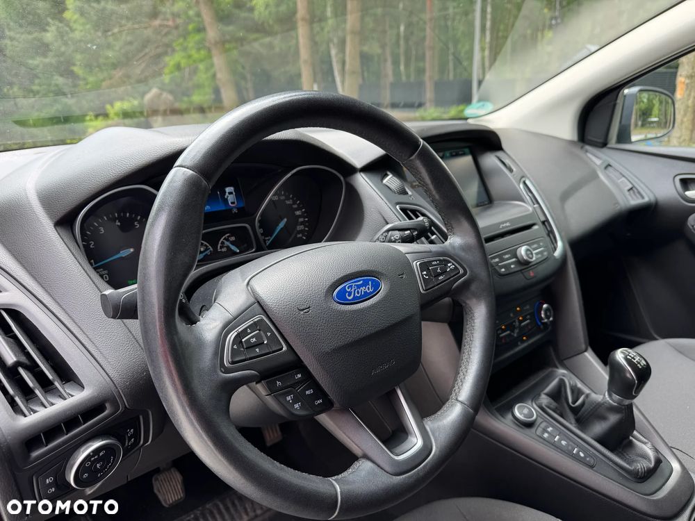 Ford Focus 1.0 EcoBoost Titanium - 20