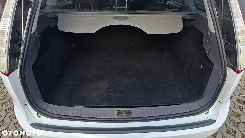 Ford Focus 1.8 FF Gold X - 15