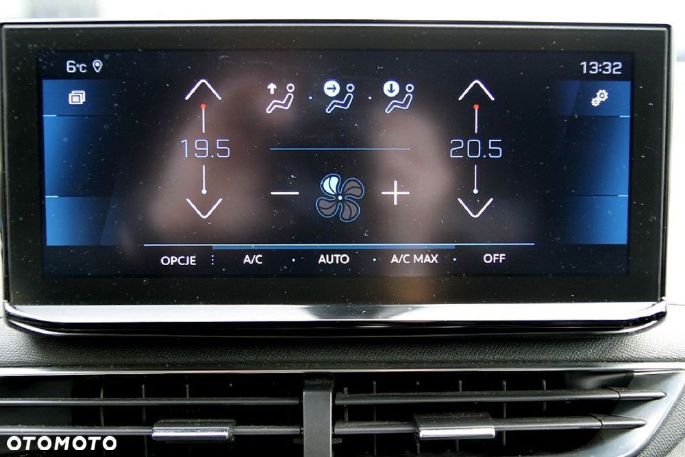 Peugeot 3008 1.2 PureTech Road Trip S&S - 37