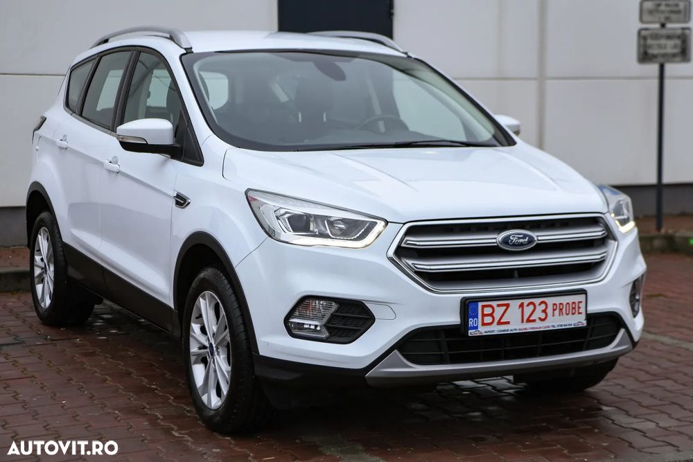 Ford Kuga 1.5 EcoBoost 2x4 Titanium - 22
