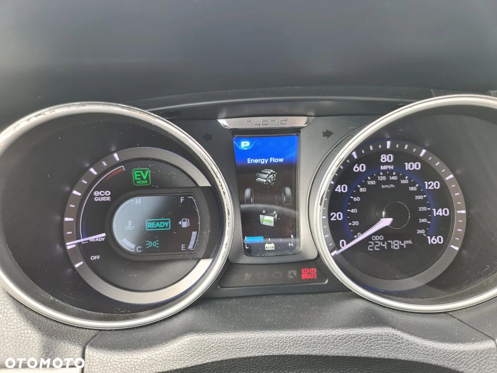 Hyundai Sonata - 11