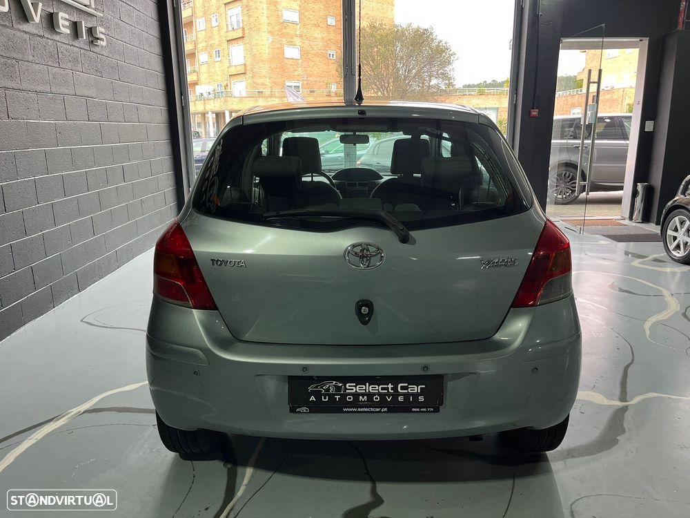 Toyota Yaris 1.4 D-4D AC - 7