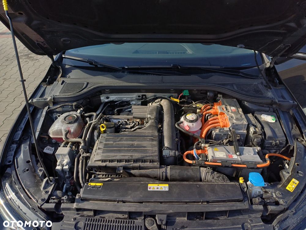 Volkswagen Golf VIII 1.4 TSI Plug-In Hybrid GTE DSG - 8