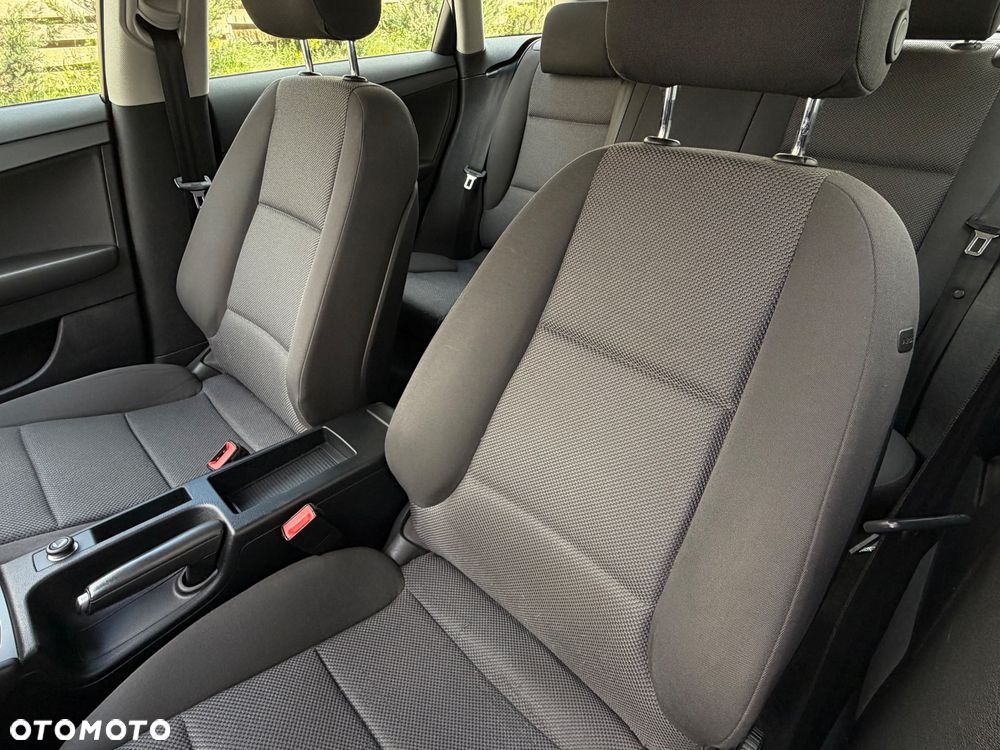 Audi A3 Sportback 1.6 Ambiente - 22