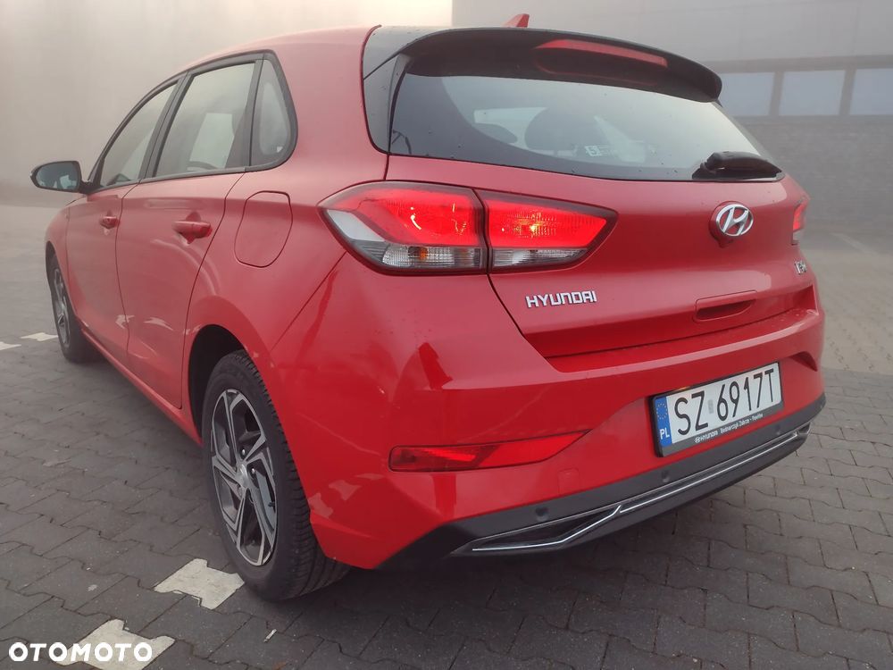 Hyundai i30 1.0 T-GDI 48V-Hybrid Connect & Go - 4