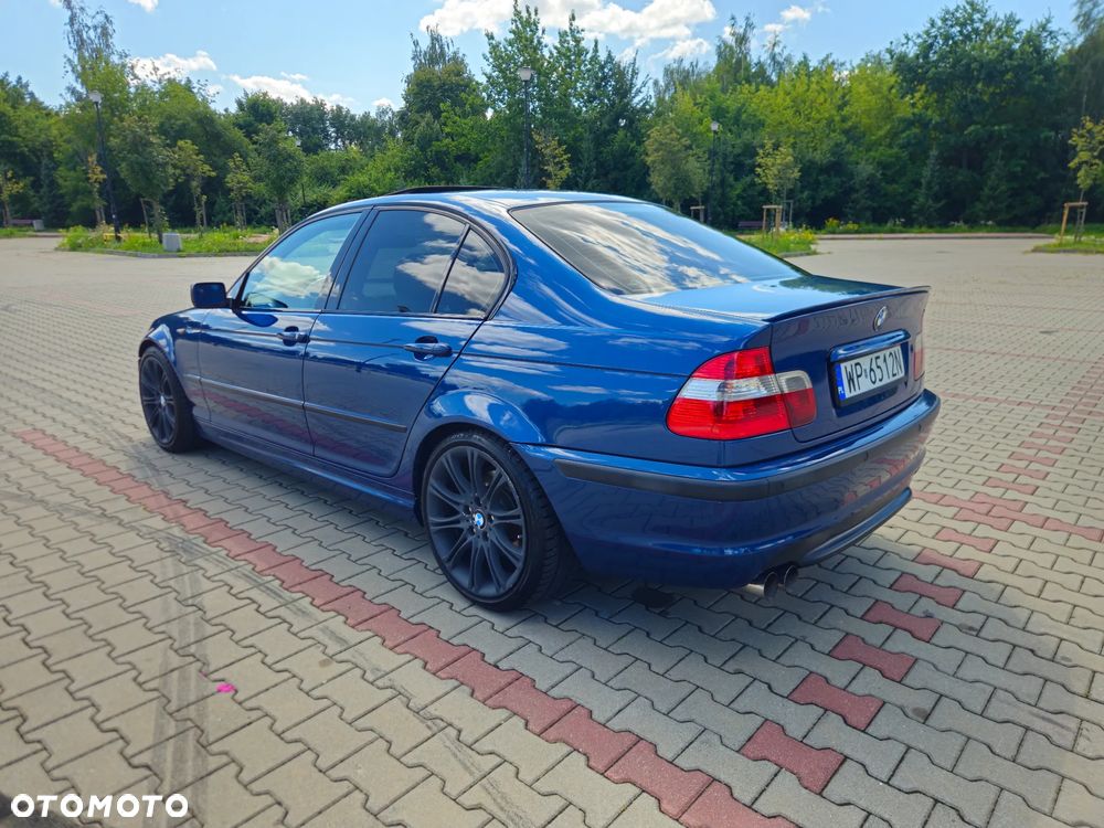 BMW Seria 3 325i - 3