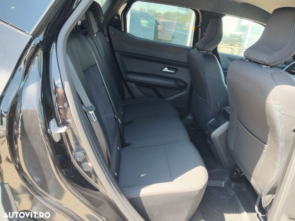 Dacia Duster HEV 140 Extreme - 11