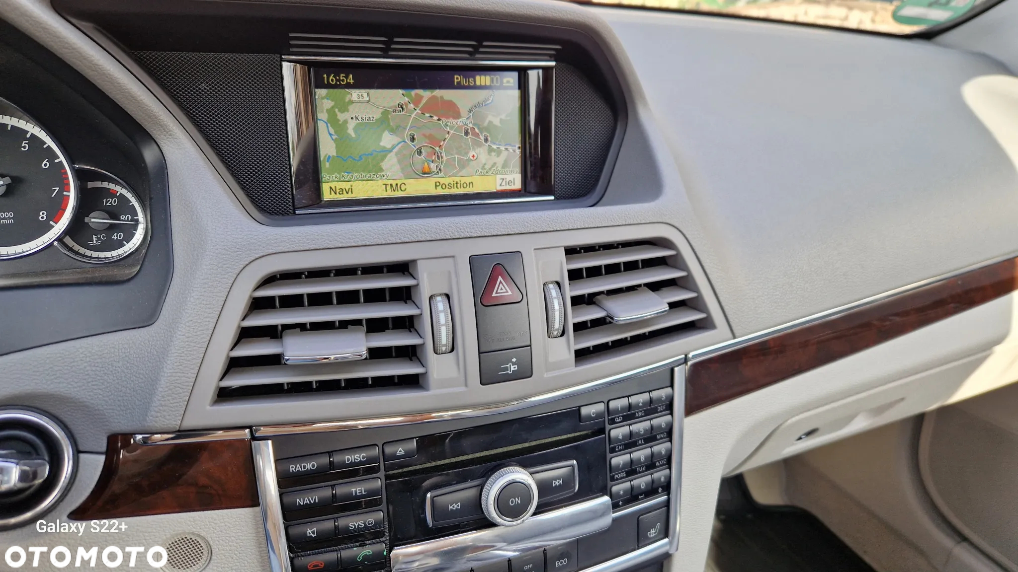 Mercedes-Benz Klasa E 200 Coupe BlueEFFICIENCY 7G-TRONIC Avantgarde - 23