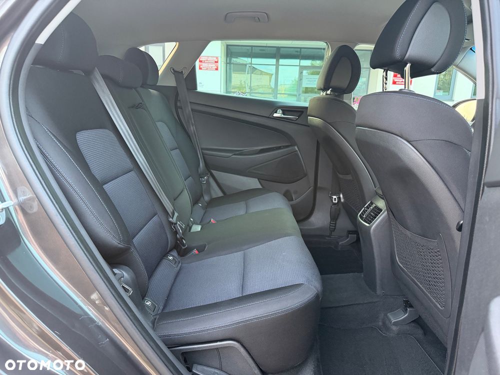Hyundai Tucson 1.6 GDI BlueDrive Design 2WD - 33