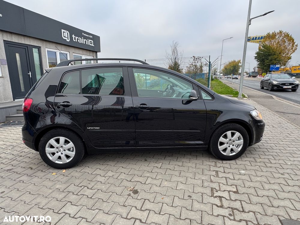 Volkswagen Golf Plus 2.0 TDI DPF United - 32