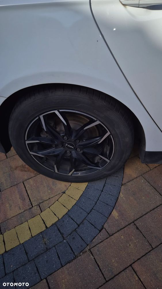 Ford Mondeo - 4