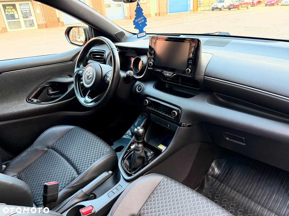 Toyota Yaris 1.5 Executive - 18