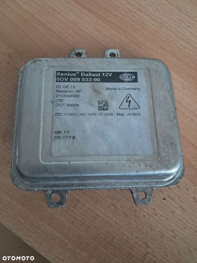 Przetwornica HELLA Insignia Astra 5DV009932-00