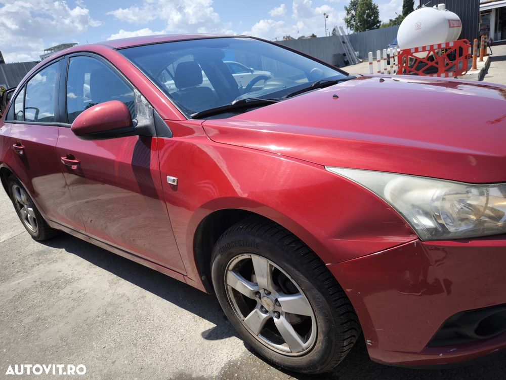 Chevrolet Cruze 1.8 Ecotec LS+ - 11