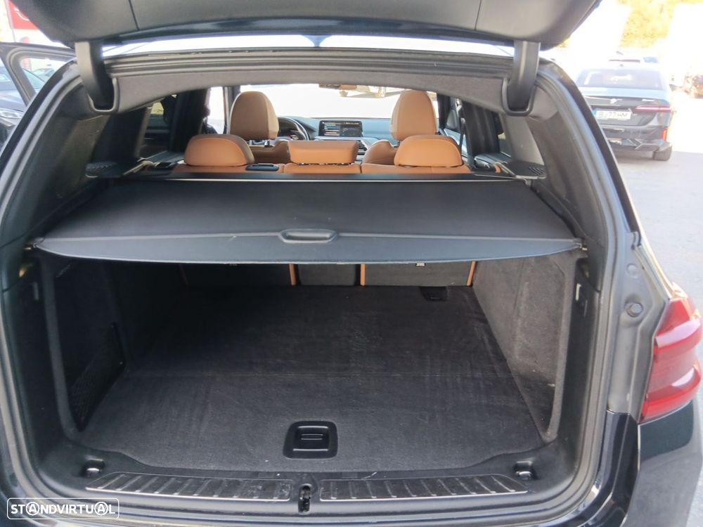 BMW iX3 Impressive - 29