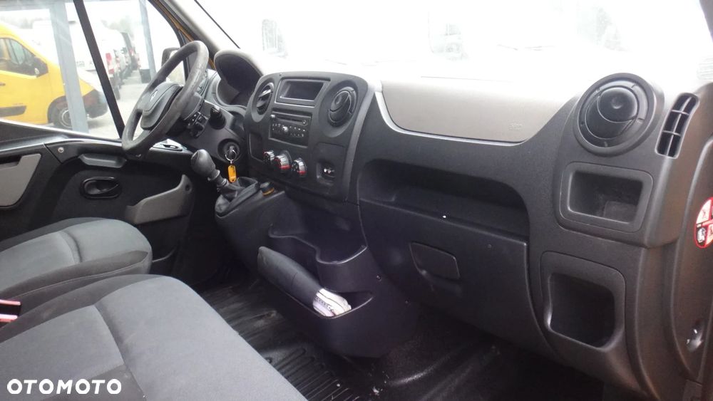 Renault Master - 10