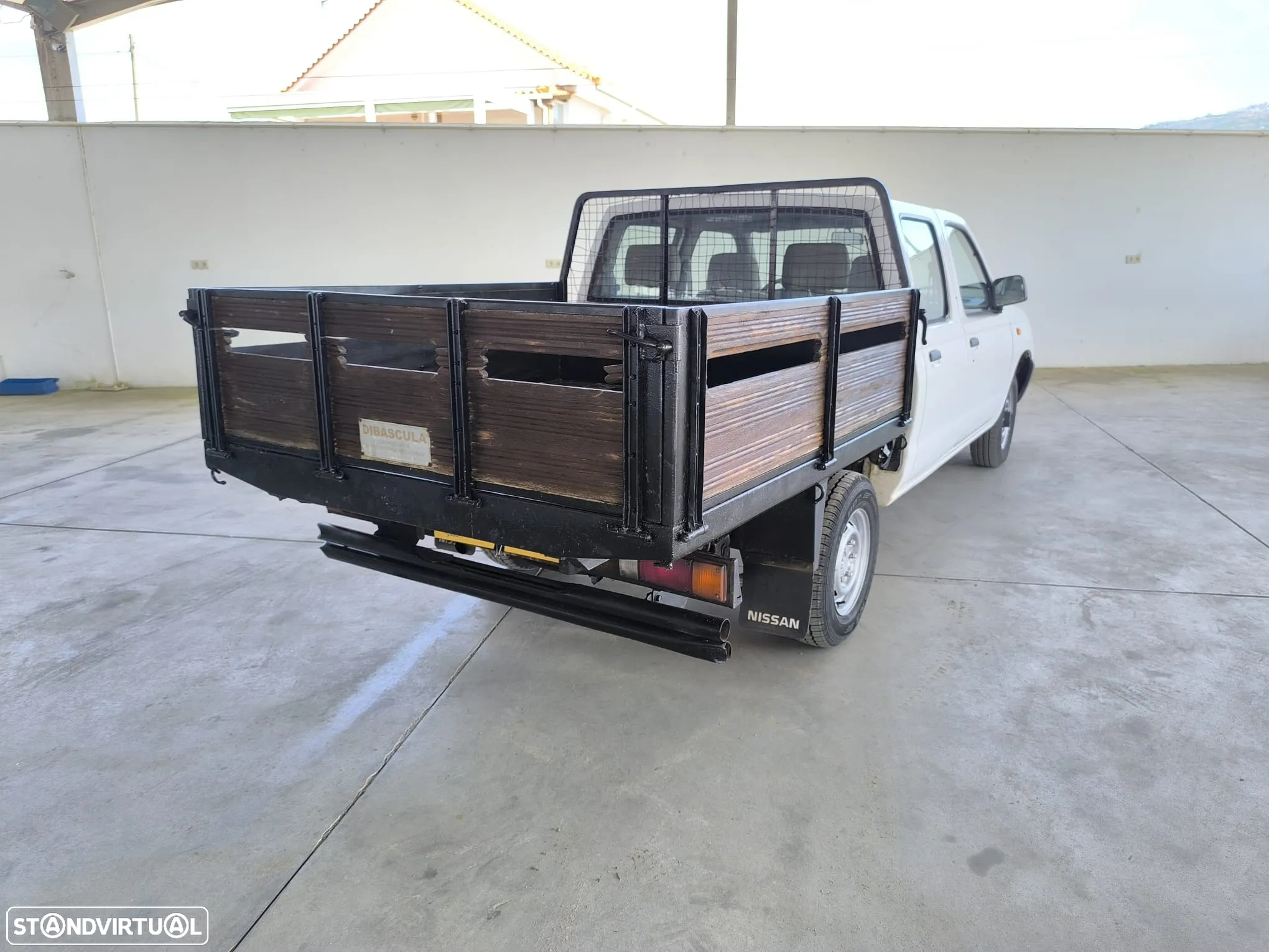 Nissan Pick-Up 2.5D - 5