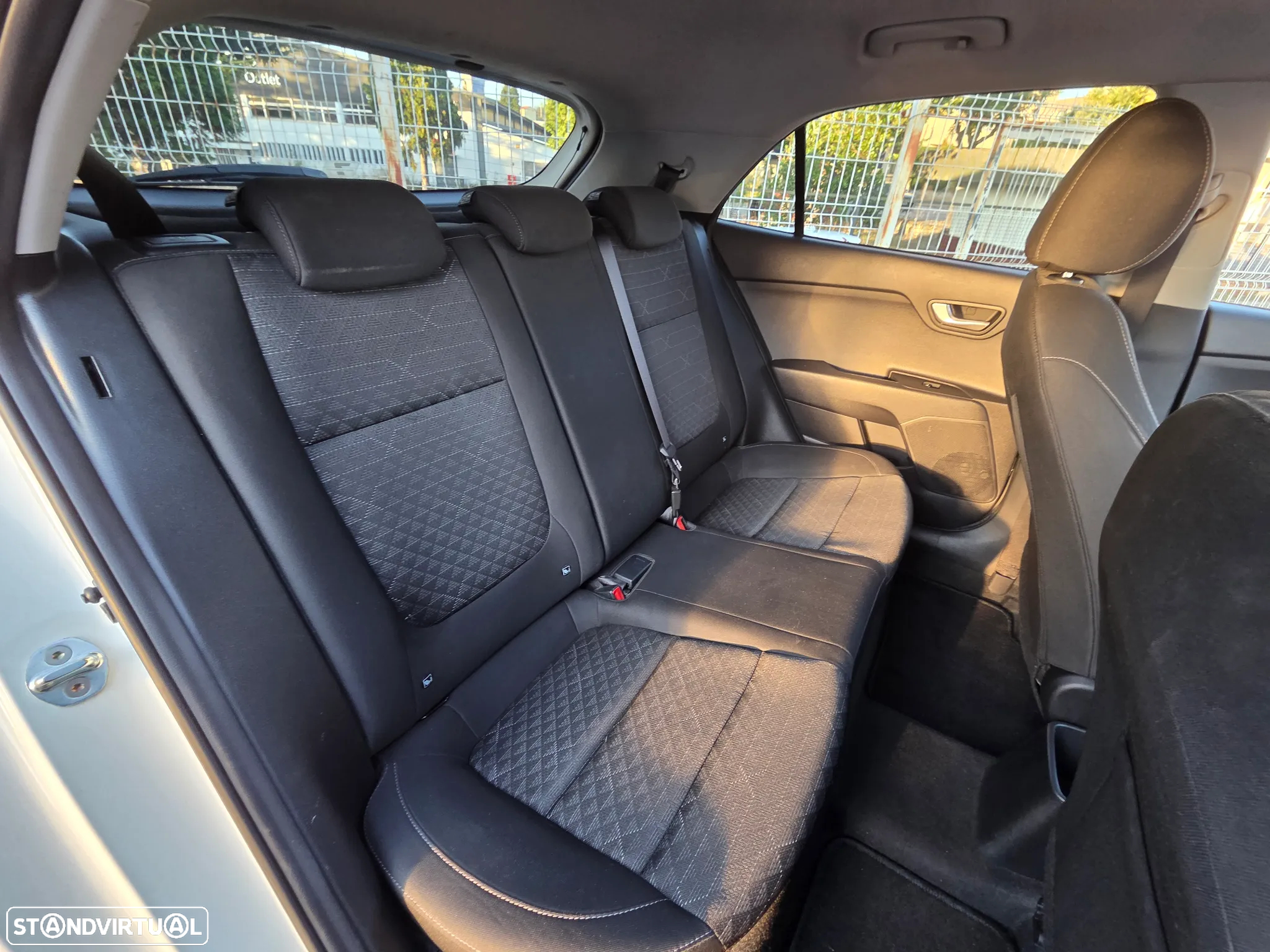 Kia Rio 1.2 CVVT Dynamic - 14