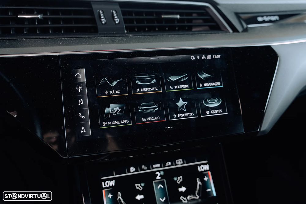 Audi e-tron 55 quattro S line - 34