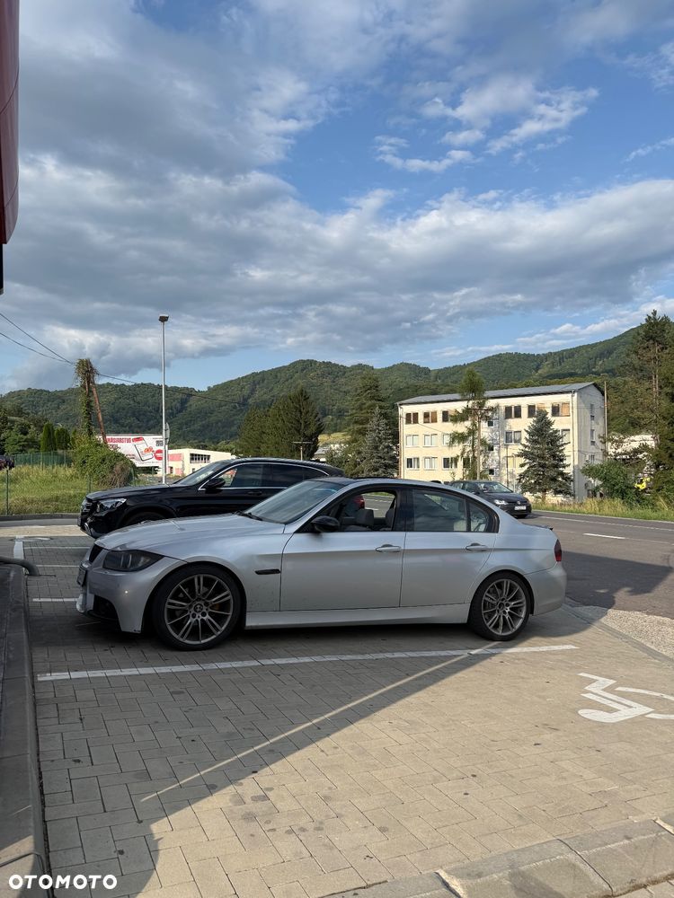 BMW Seria 3 320d - 17